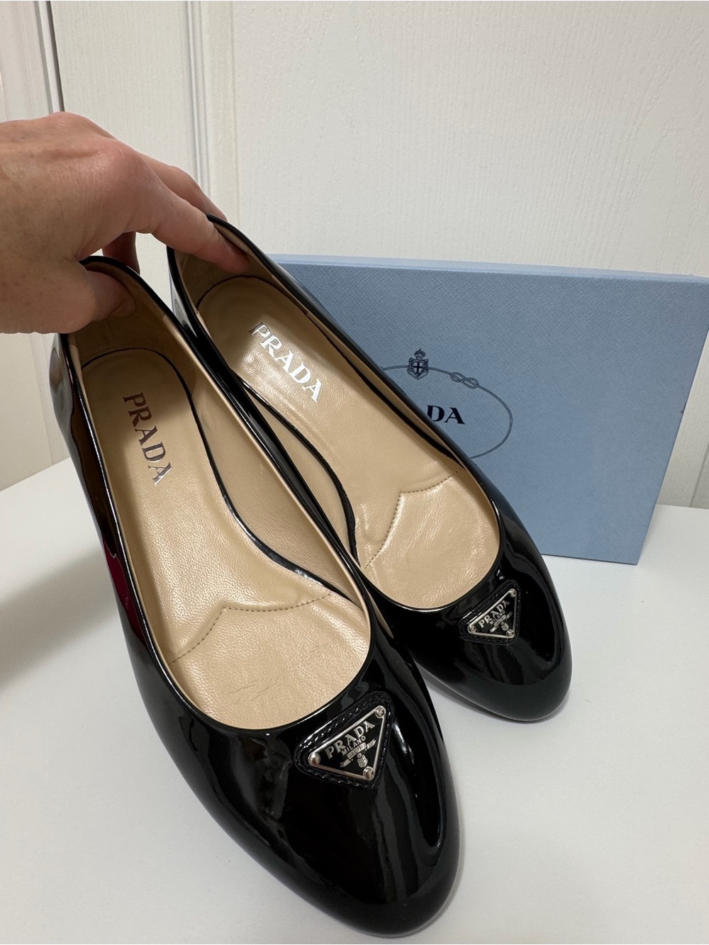 Prada Calzature Donna Ballet Flats
Black Patent Leather - Picture 8 of 9